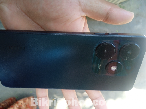 Tecno spark go 2024